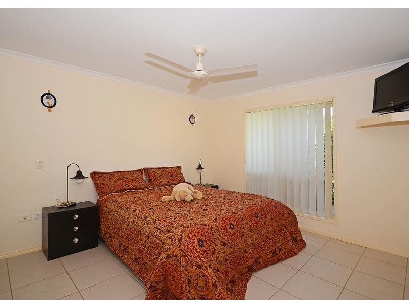 28 East St, Howard QLD 4659
