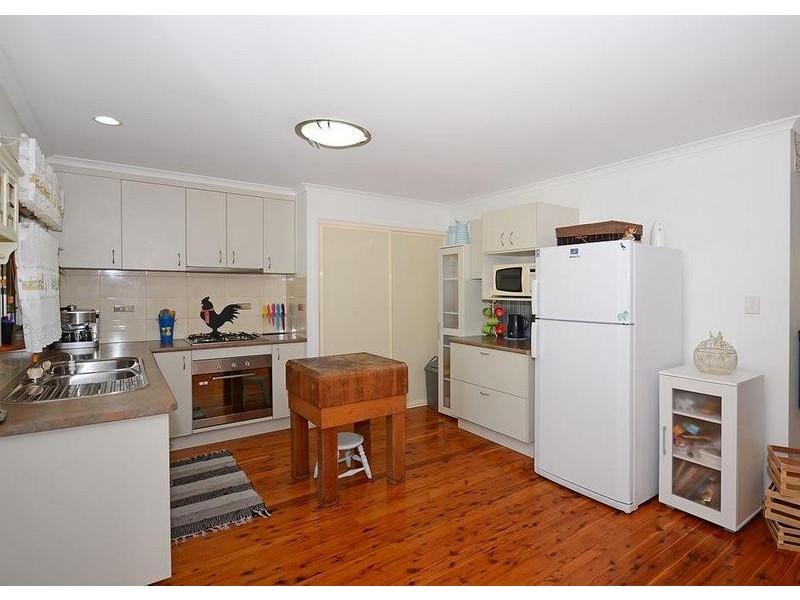 49 Thomas St, Howard QLD 4659