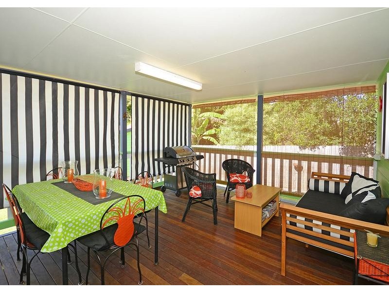 49 Thomas St, Howard QLD 4659