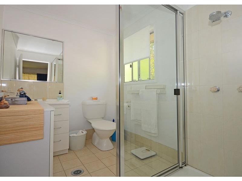49 Thomas St, Howard QLD 4659