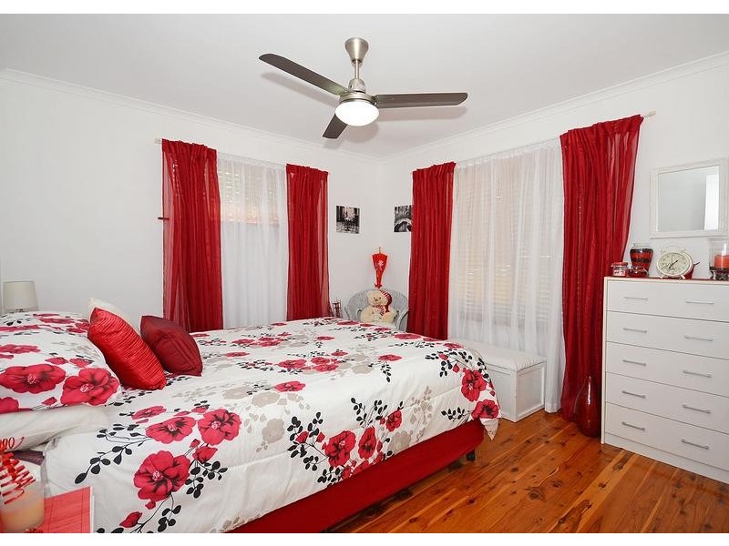 49 Thomas St, Howard QLD 4659