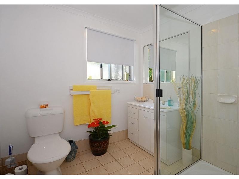 49 Thomas St, Howard QLD 4659