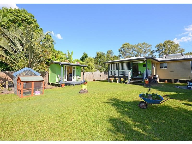 49 Thomas St, Howard QLD 4659