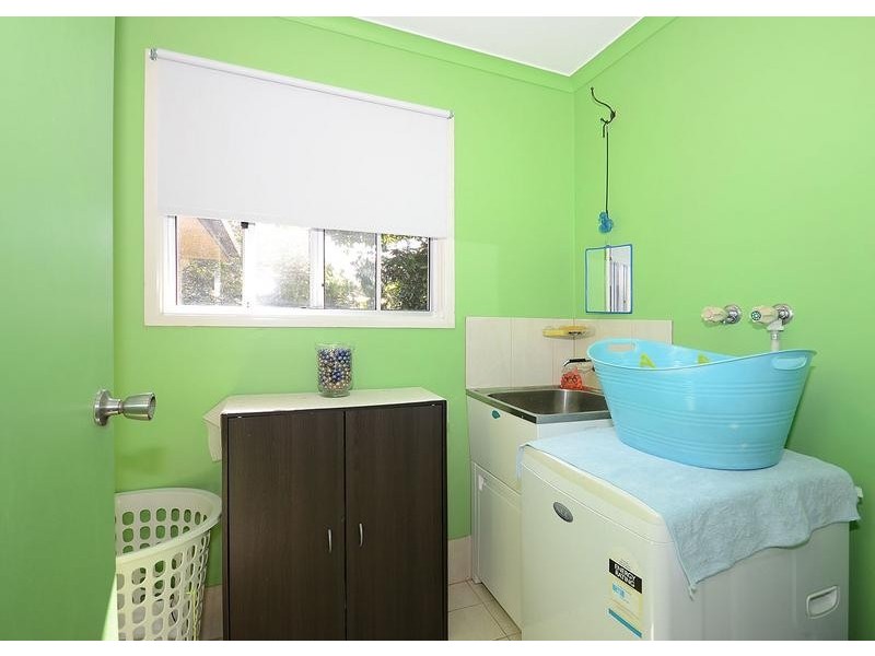 49 Thomas St, Howard QLD 4659