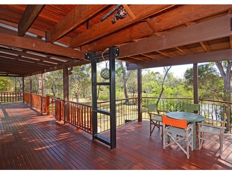 15 Island Close, Pacific Haven QLD 4659