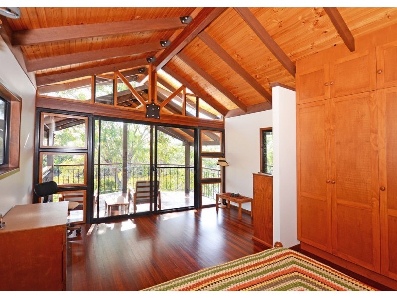 15 Island Close, Pacific Haven QLD 4659