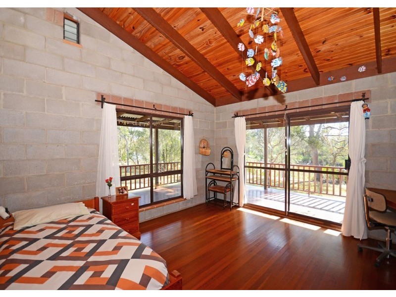 15 Island Close, Pacific Haven QLD 4659