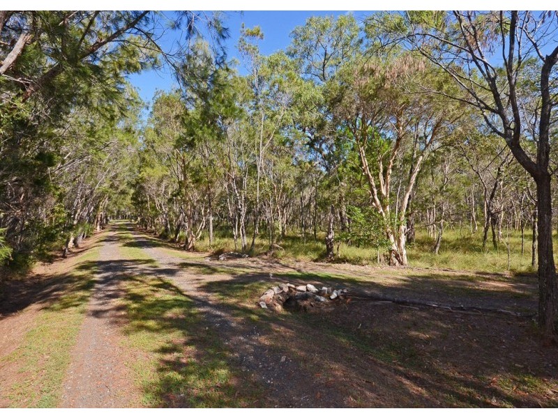 15 Island Close, Pacific Haven QLD 4659