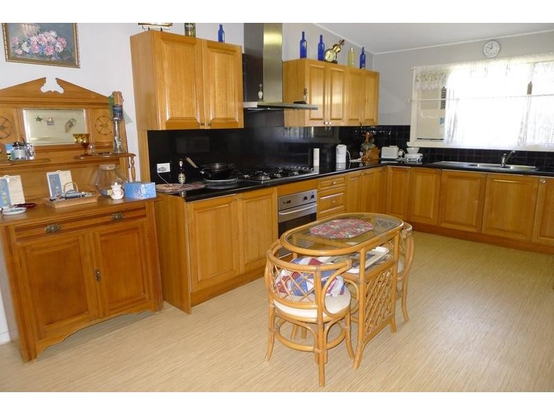 20 Island Close, Pacific Haven QLD 4659