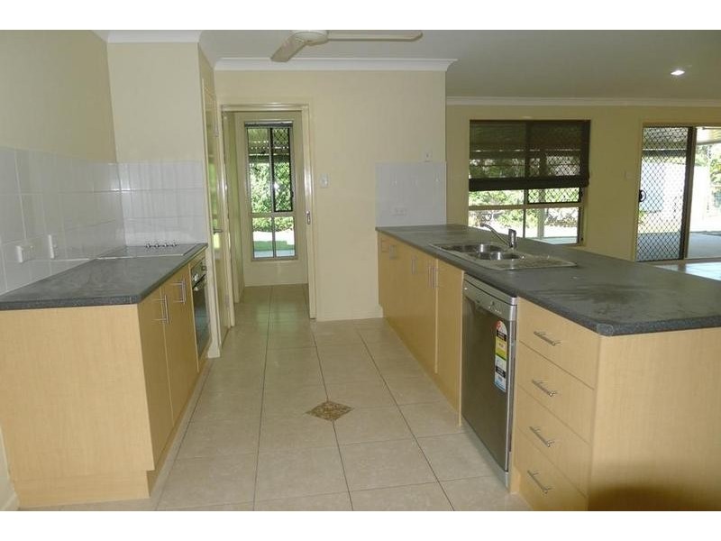 5 Southfork Cct, Burrum Heads QLD 4659