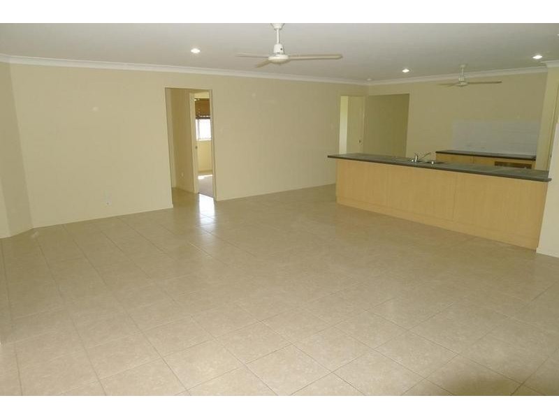 5 Southfork Cct, Burrum Heads QLD 4659