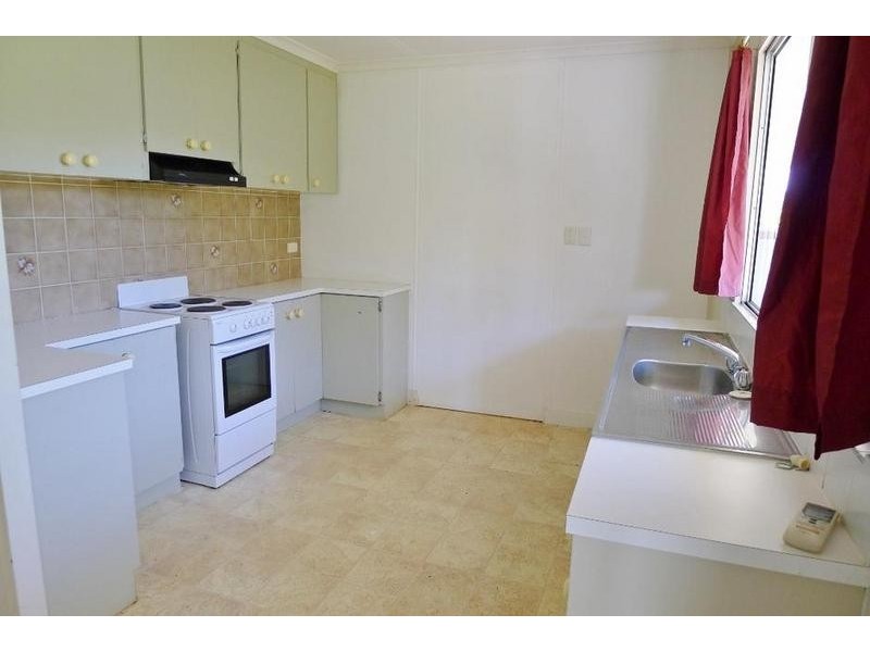 21 Arthur St, Howard QLD 4659