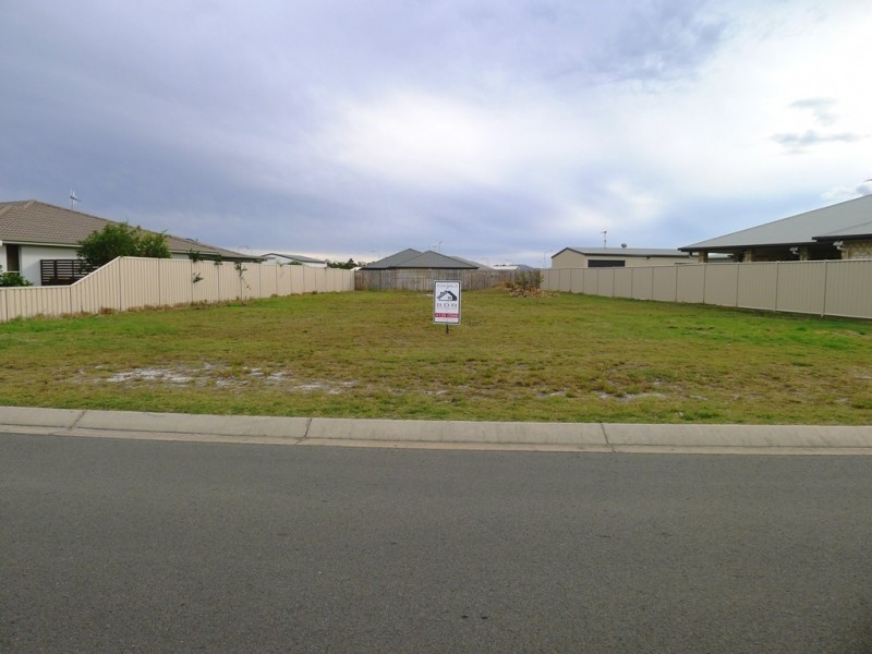 12 Louise Drive, Burrum Heads QLD 4659