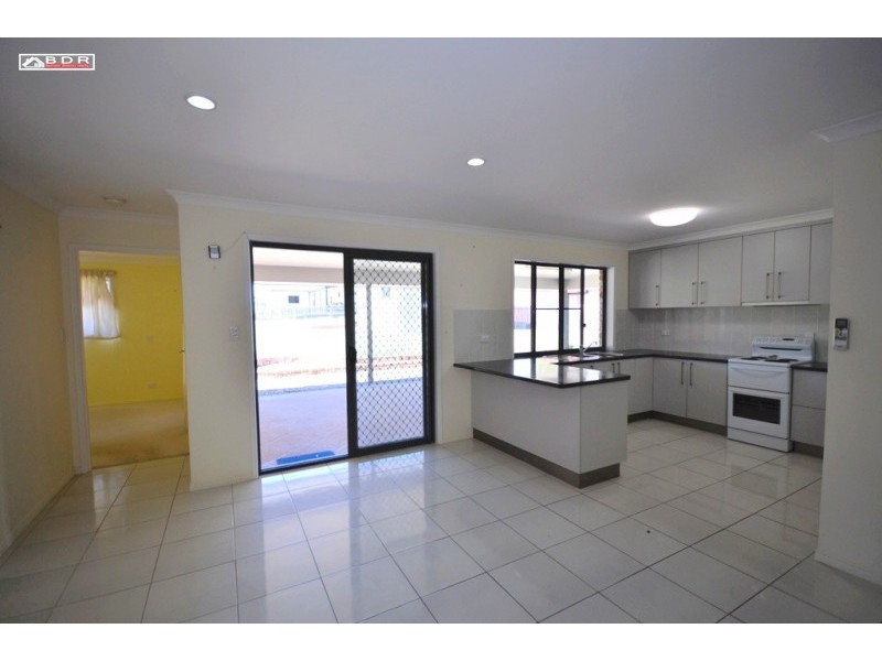 10 Prawle St, Howard QLD 4659