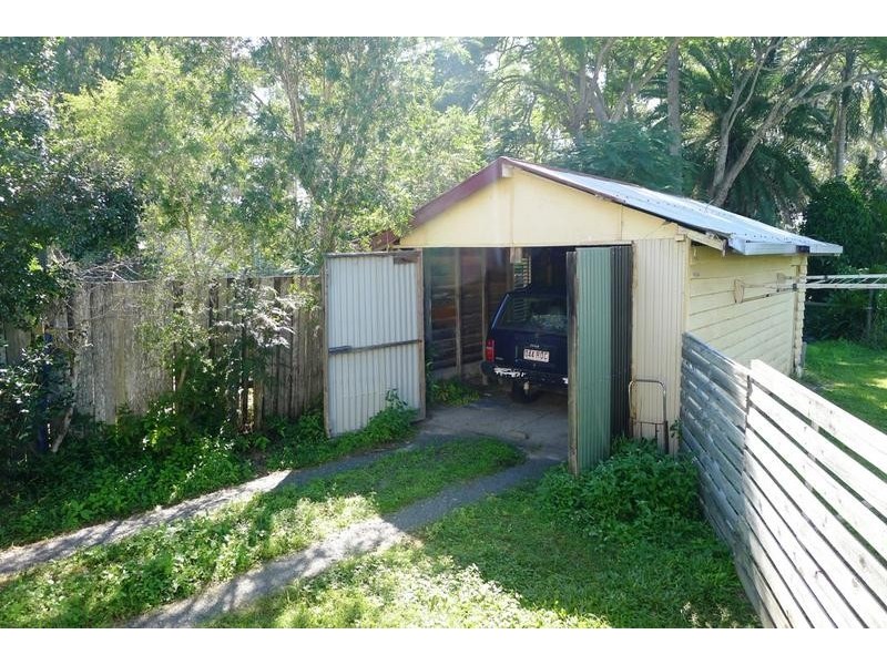 67 Thomas Street, Howard QLD 4659