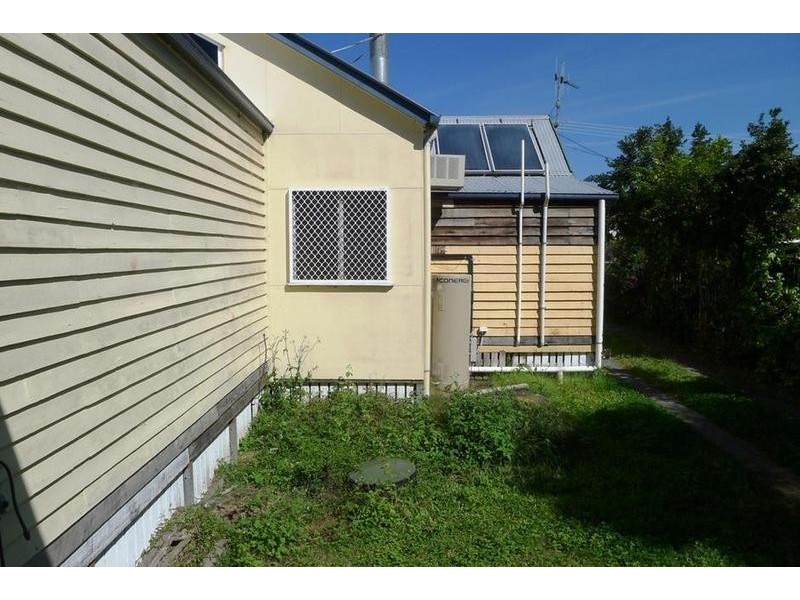 67 Thomas Street, Howard QLD 4659