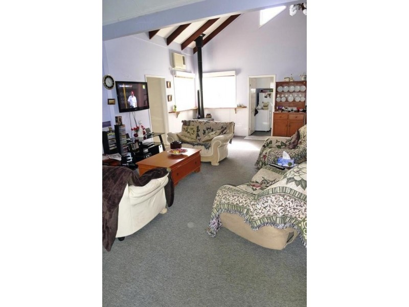 67 Thomas Street, Howard QLD 4659