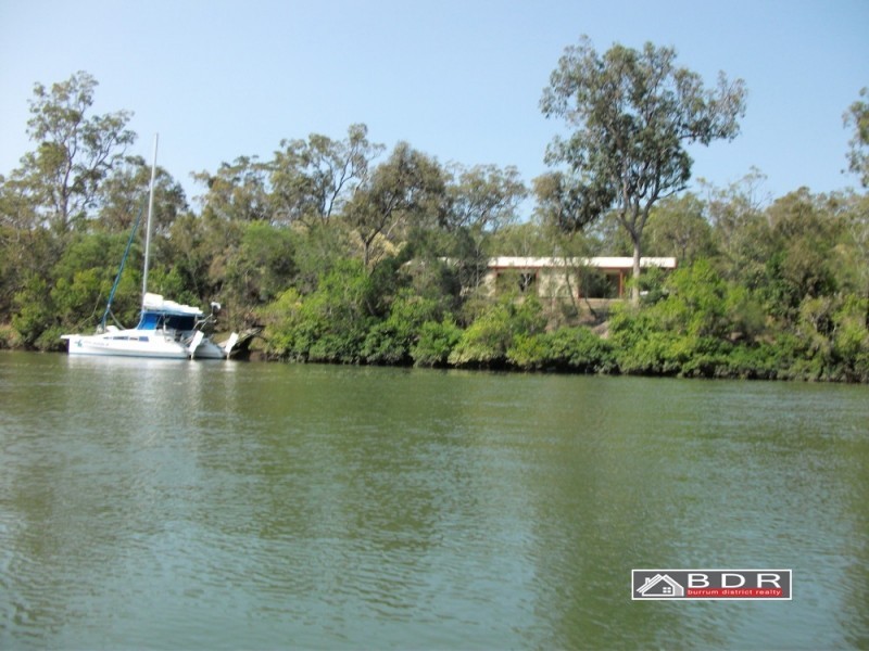 18 Island Close, Pacific Haven QLD 4659