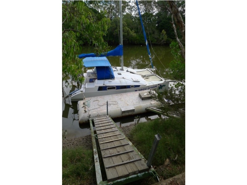 18 Island Close, Pacific Haven QLD 4659