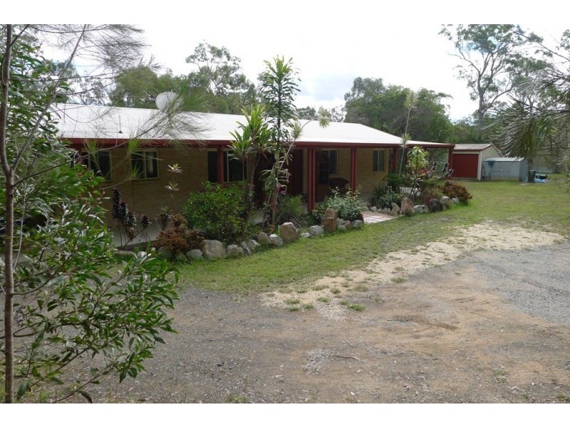 18 Island Close, Pacific Haven QLD 4659