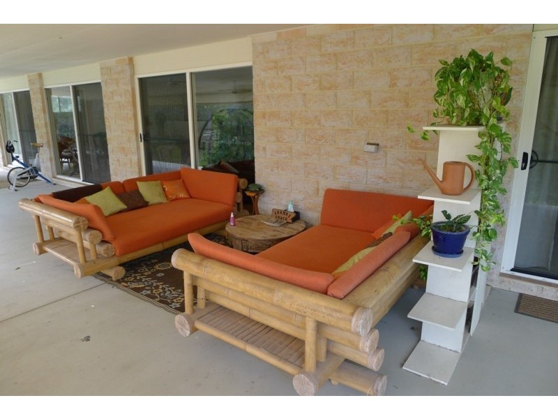 18 Island Close, Pacific Haven QLD 4659