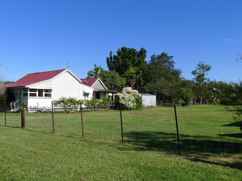 15 Hartley Street, Torbanlea QLD 4662