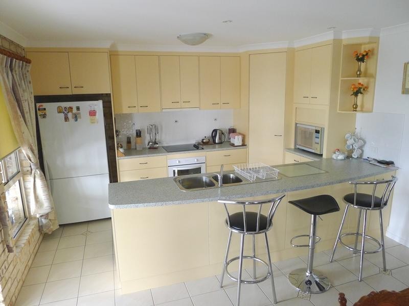 17 Noeme St, Burrum Heads QLD 4659