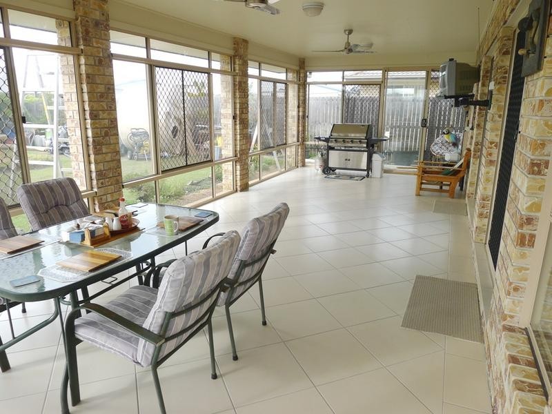 17 Noeme St, Burrum Heads QLD 4659