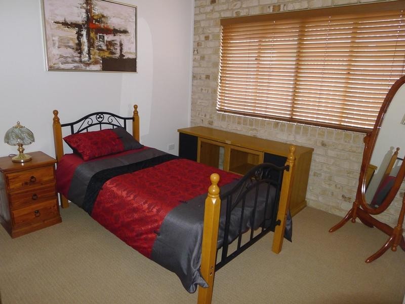 17 Noeme St, Burrum Heads QLD 4659
