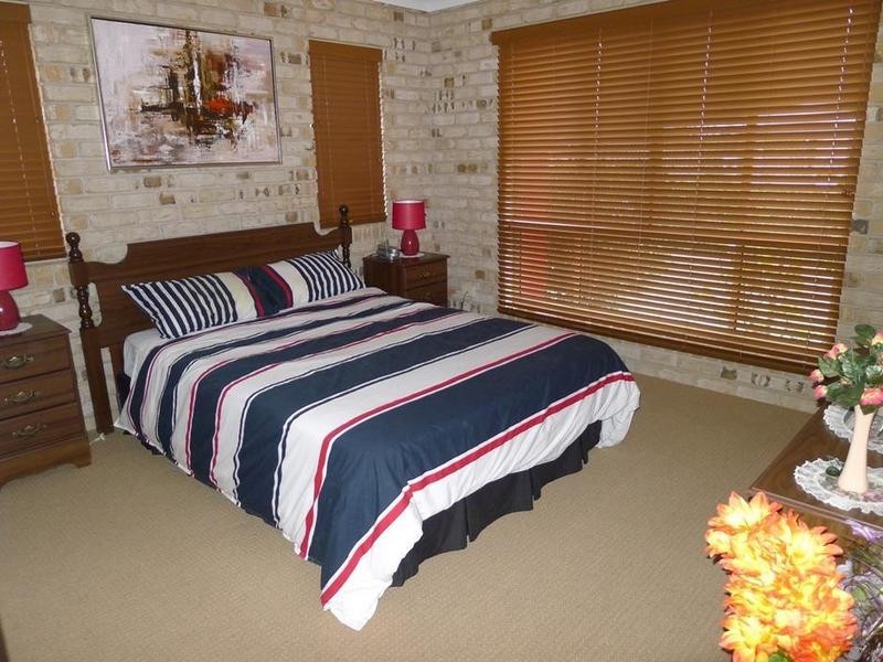 17 Noeme St, Burrum Heads QLD 4659