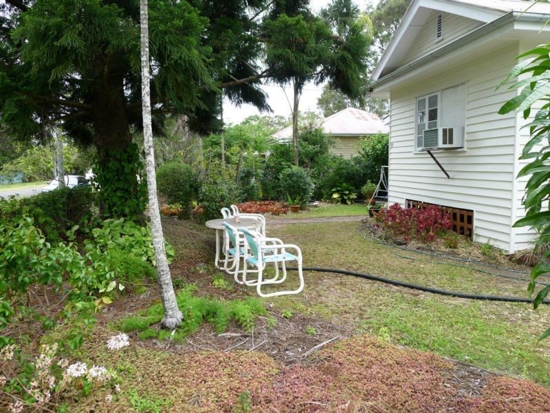 10 Agnes Street, Howard QLD 4659