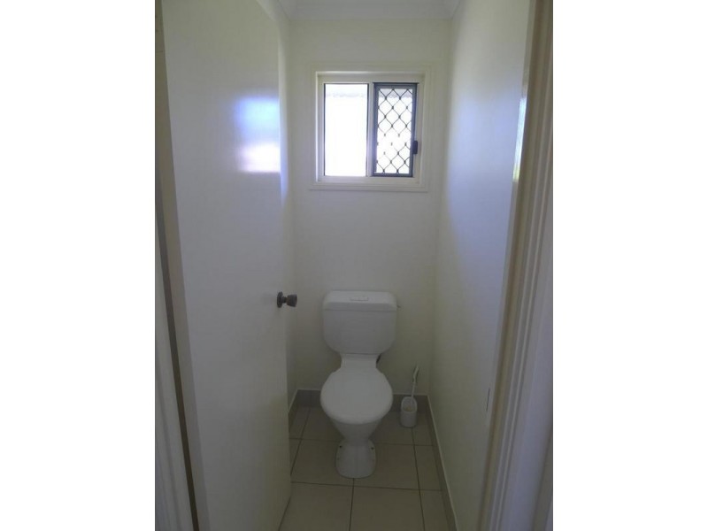 41 James Street, Howard QLD 4659