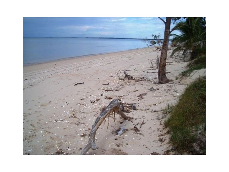 3 Sandcastles Cct, Burrum Heads QLD 4659