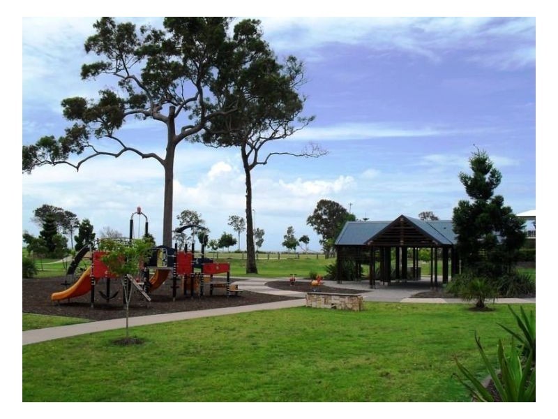 3 Sandcastles Cct, Burrum Heads QLD 4659