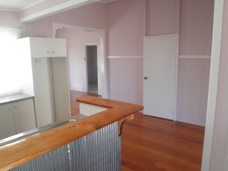 2 Edith Street, Howard QLD 4659