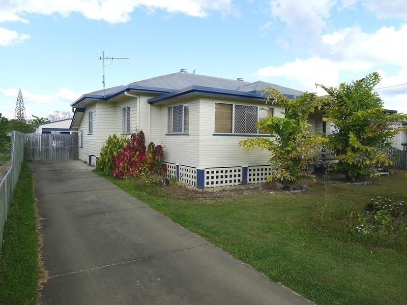 6 Crawford Street, Torbanlea QLD 4662