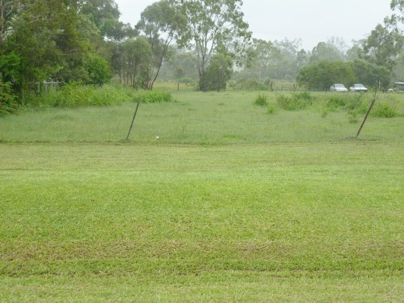 12 Hunter Street, Torbanlea QLD 4662