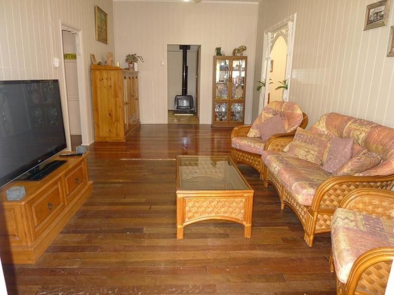 42-44 Hurley St, Howard QLD 4659