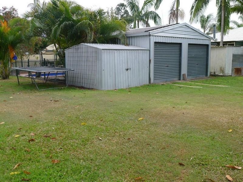 42-44 Hurley St, Howard QLD 4659