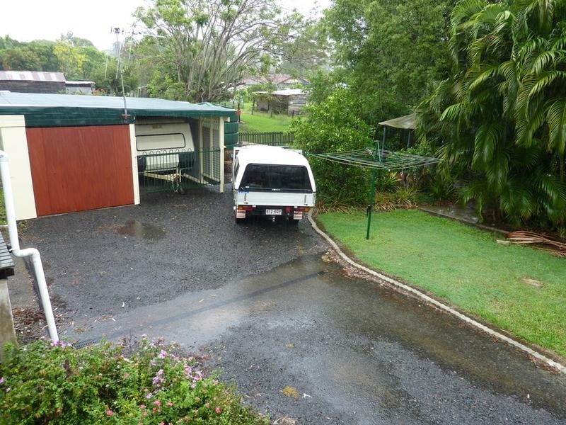 21 King Street, Howard QLD 4659