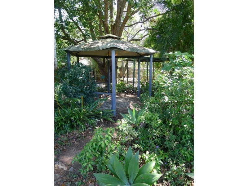 21 King Street, Howard QLD 4659