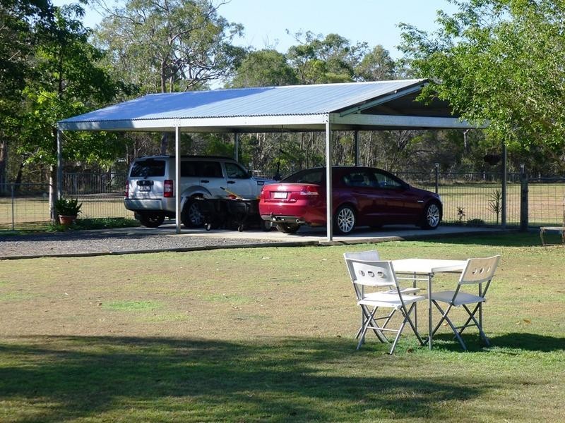 35 Kent Pde, Torbanlea QLD 4662