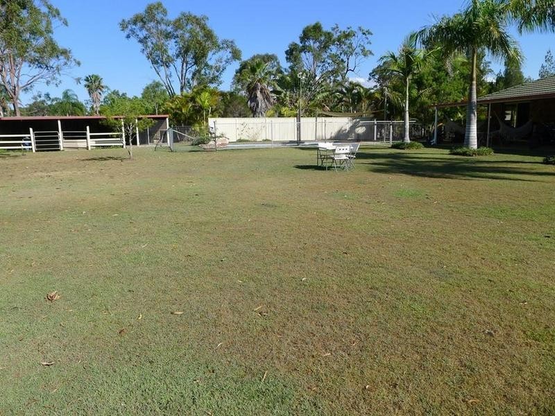 35 Kent Pde, Torbanlea QLD 4662