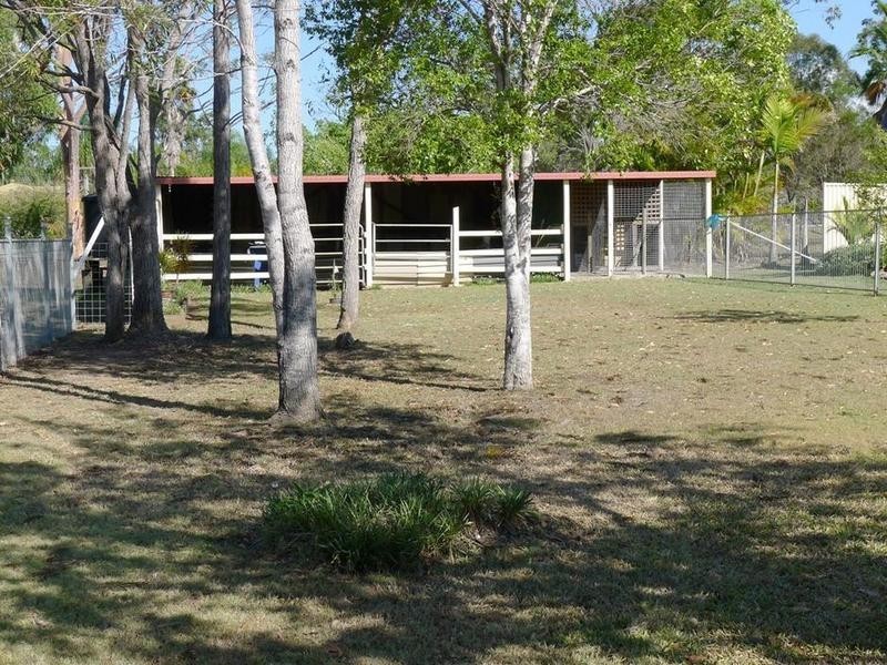 35 Kent Pde, Torbanlea QLD 4662