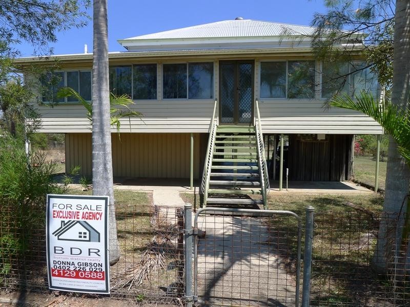 12 Hunter Street, Torbanlea QLD 4662