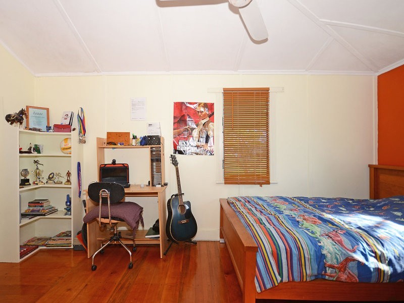 7 Hunter Street, Torbanlea QLD 4662