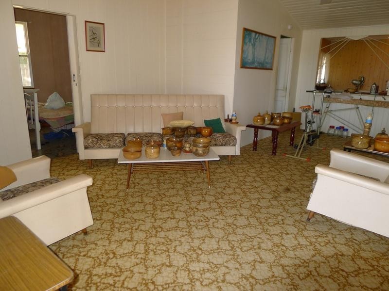 65 Watkins St, Howard QLD 4659