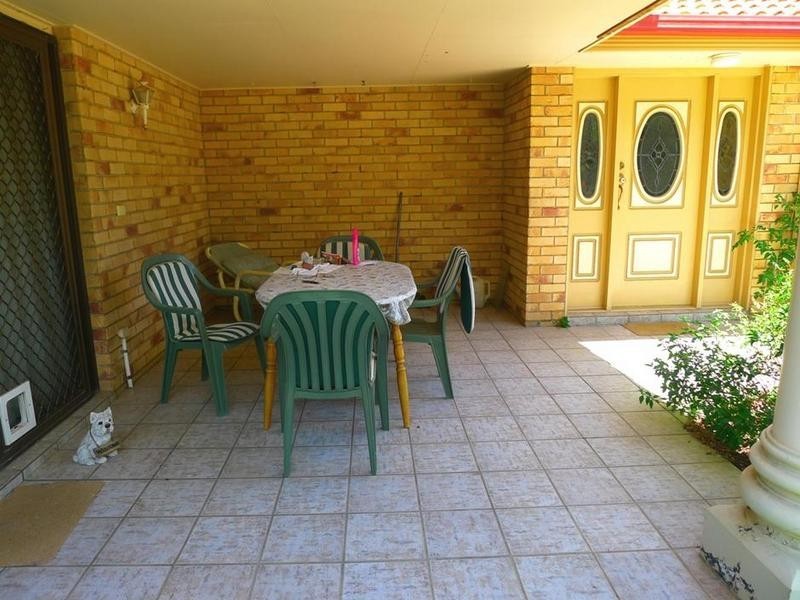 22 Kent St, Torbanlea QLD 4662