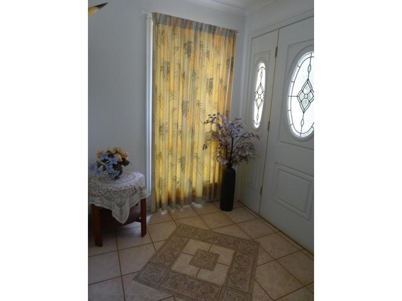 22 Kent St, Torbanlea QLD 4662