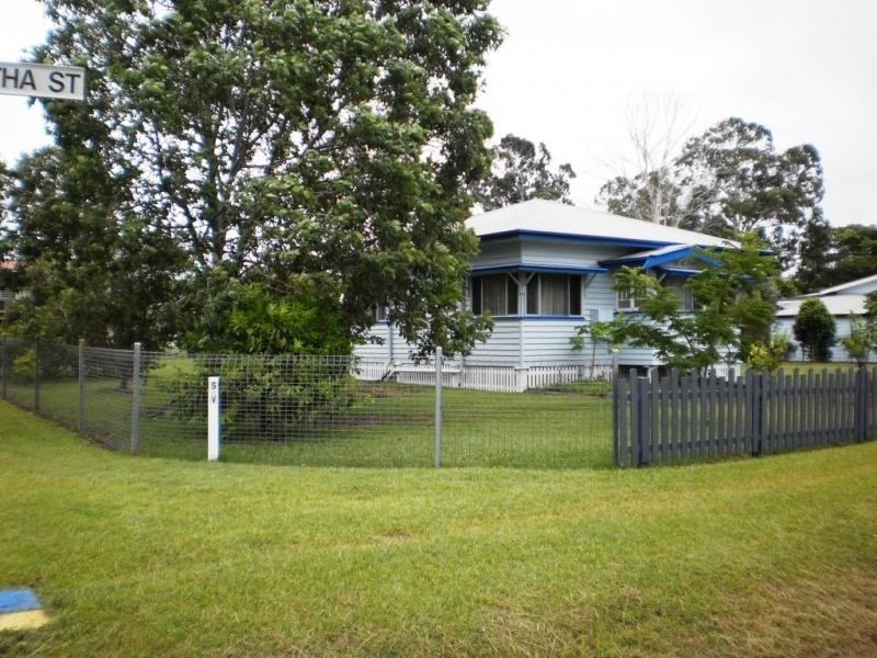 6 Martha St, Howard QLD 4659